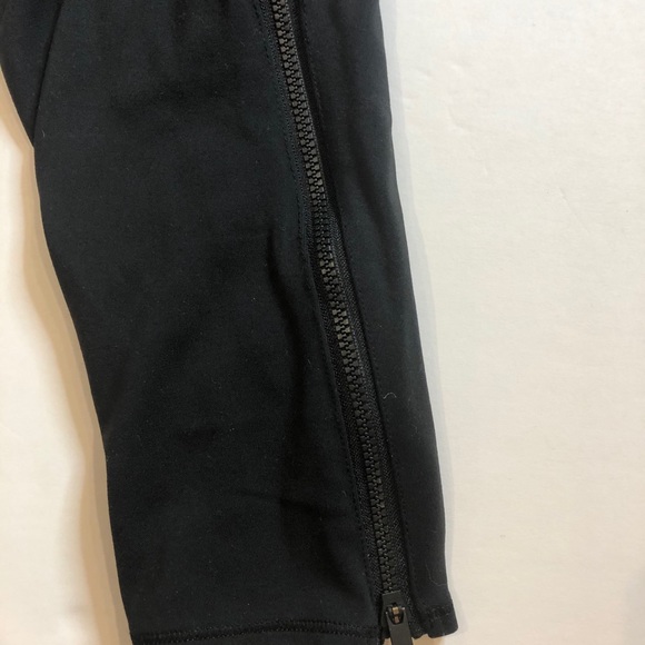 Athleta black leggings - Picture 2 of 5